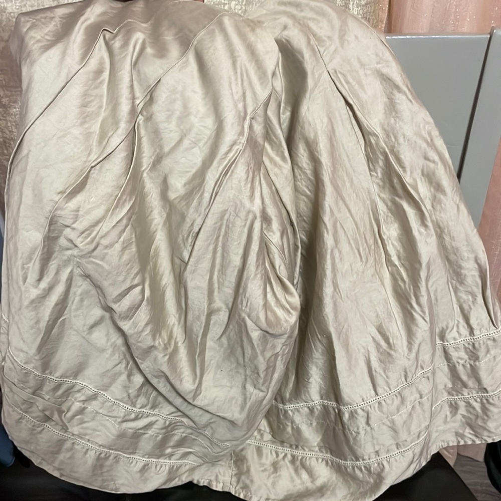 Tan cargo material skirt
